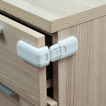 90 Degree Lock Protectors / 1 pieces set - Mommy And Me