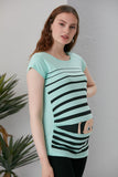 BABY LOOKING OUT Maternity T-Shirt