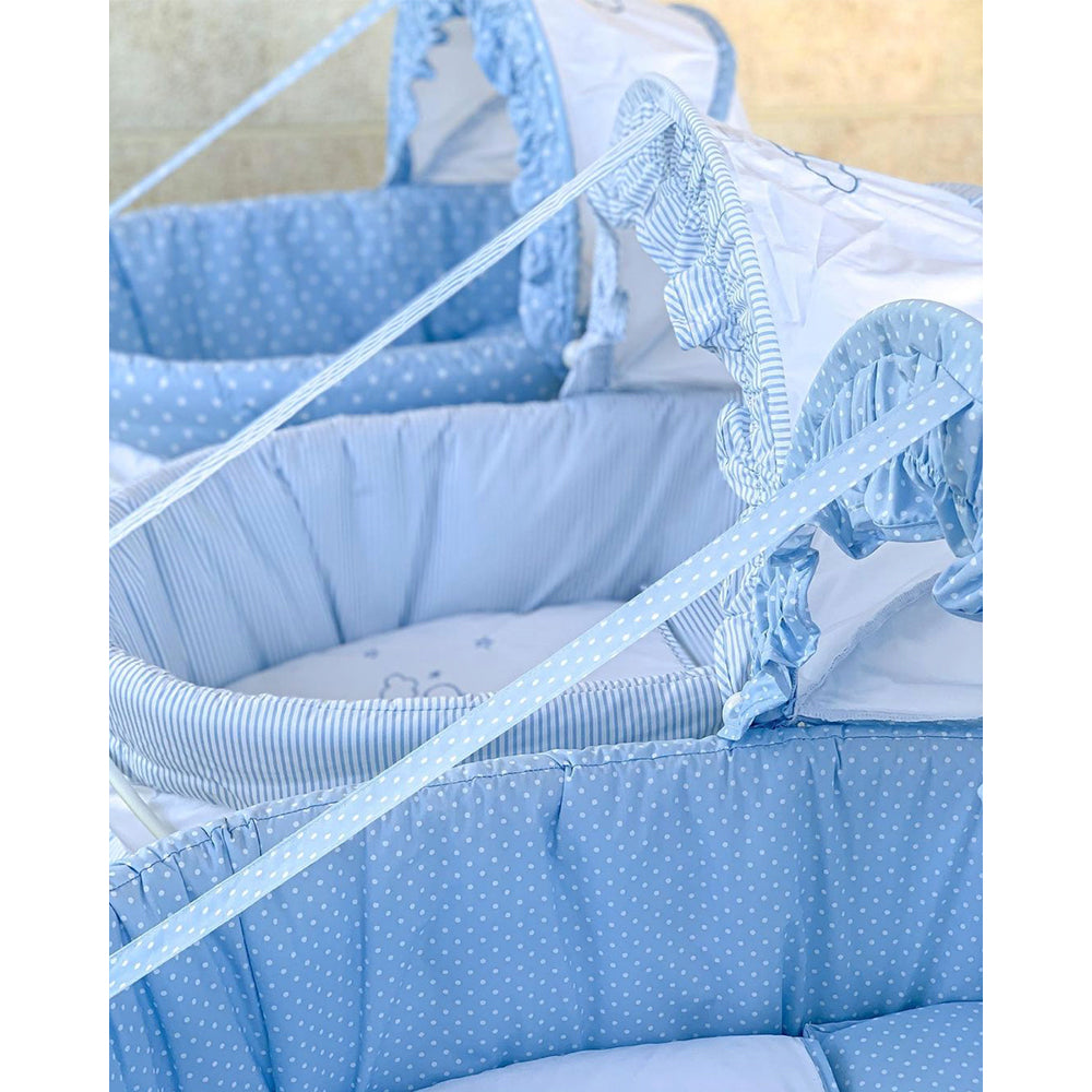 Moses basket with stand