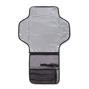 Foldable wallet mat with detachable pocket